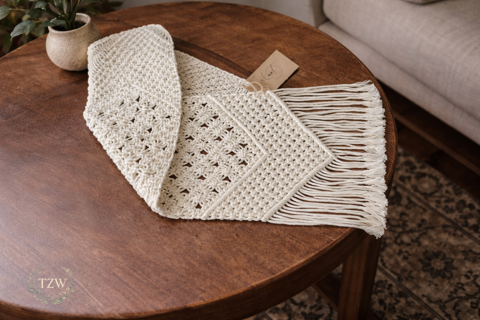 BOHO MACRAMÉ TABLE RUNNER