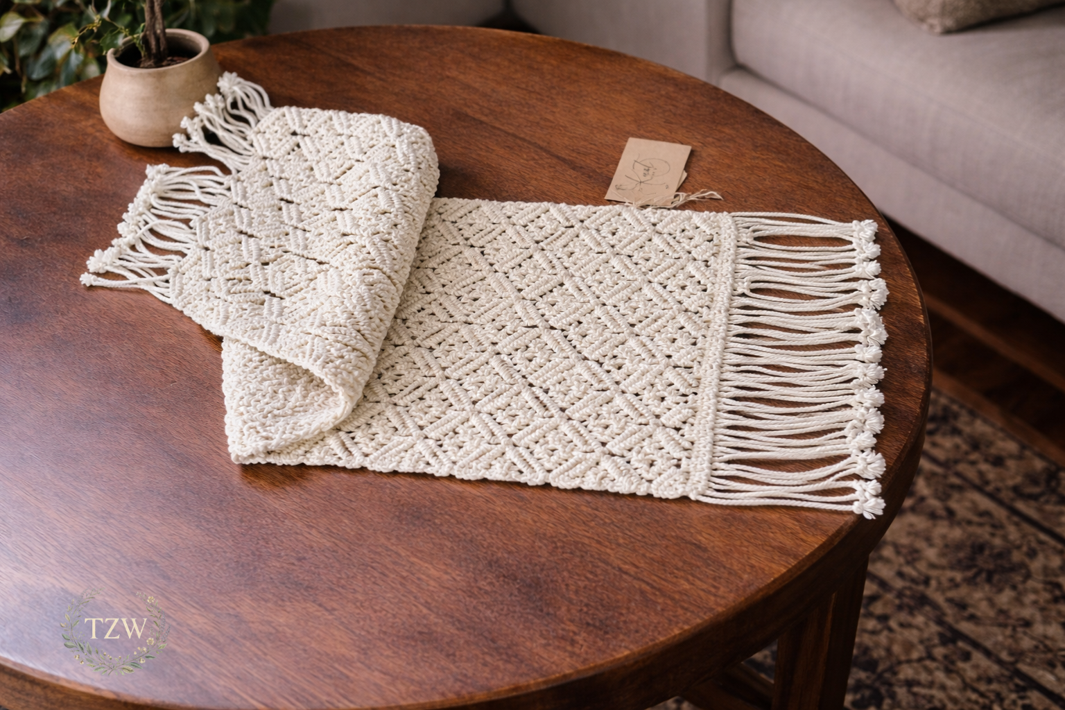 BOHO MACRAMÉ TABLE RUNNER